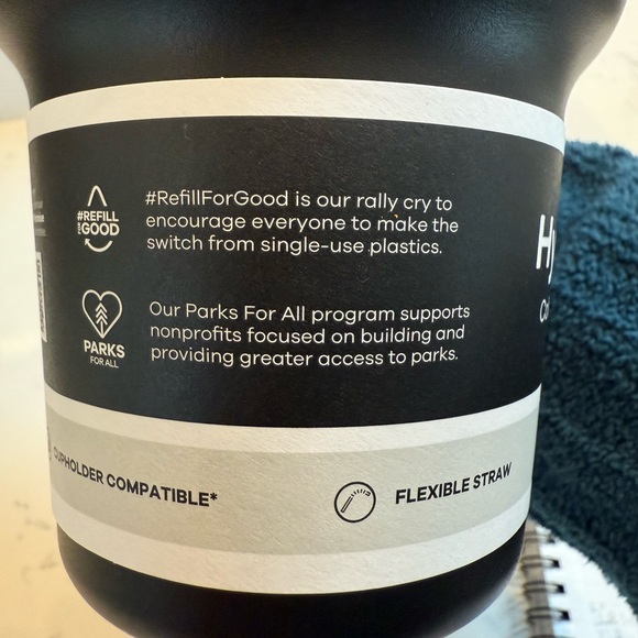 NWT! Hydro Flask Matte Black Mug Insulated Tumbler w/ Straw - Picture 7 of 10